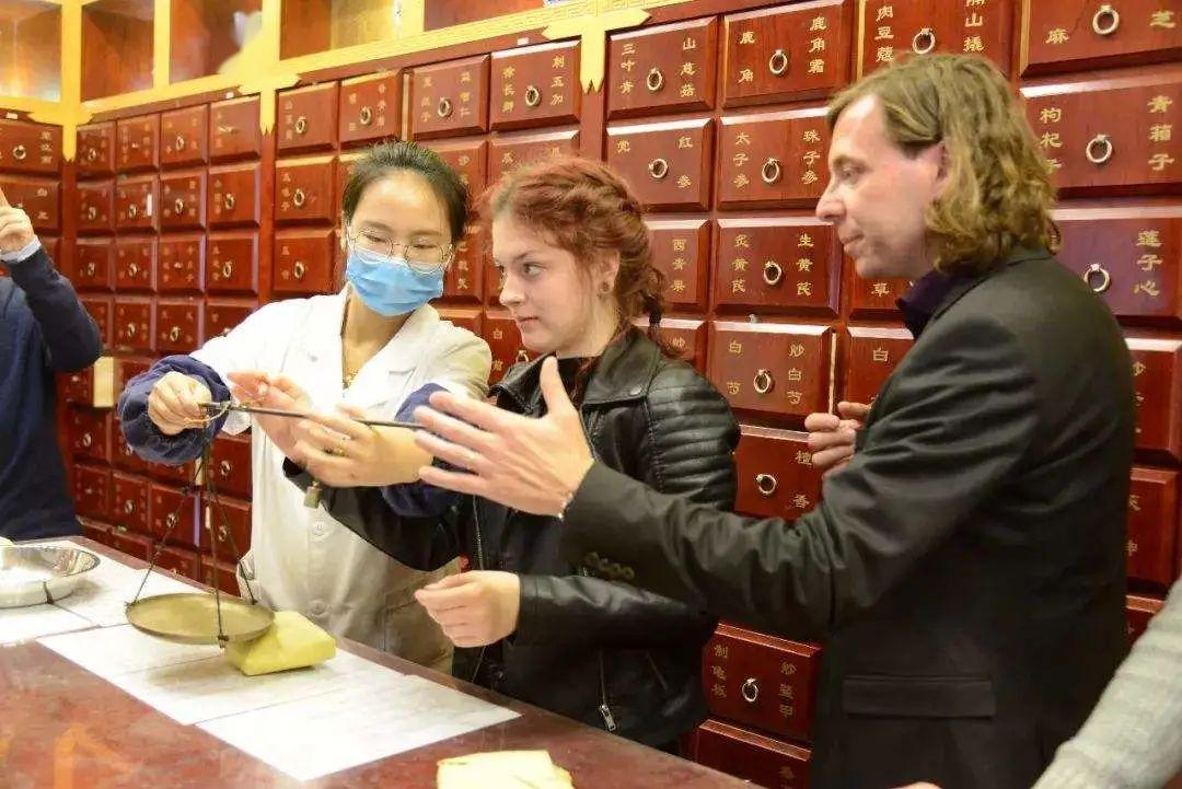 一个美国中医诊所告诉我们,小诊所经营应该注意哪些问题_针灸